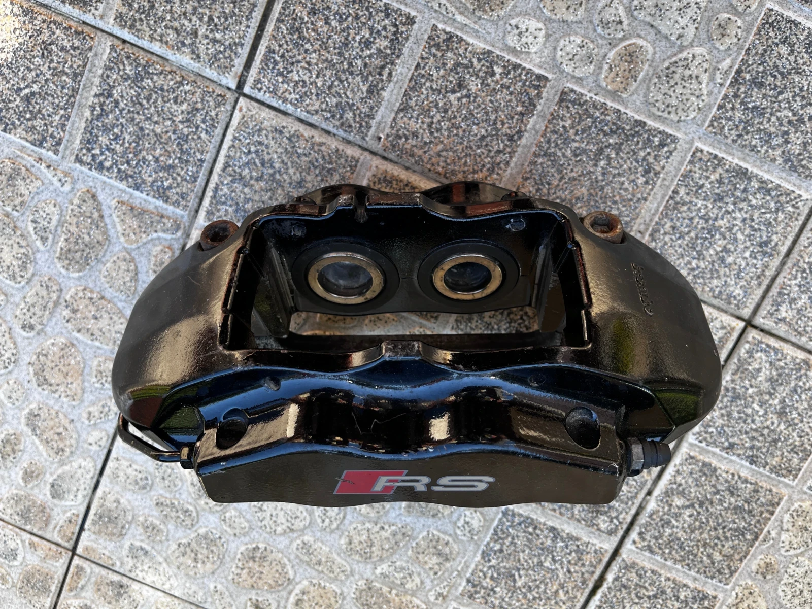 Десе спирачен апарат за Audi RS3 ,TTRS, снимка 2 - Части - 54848204