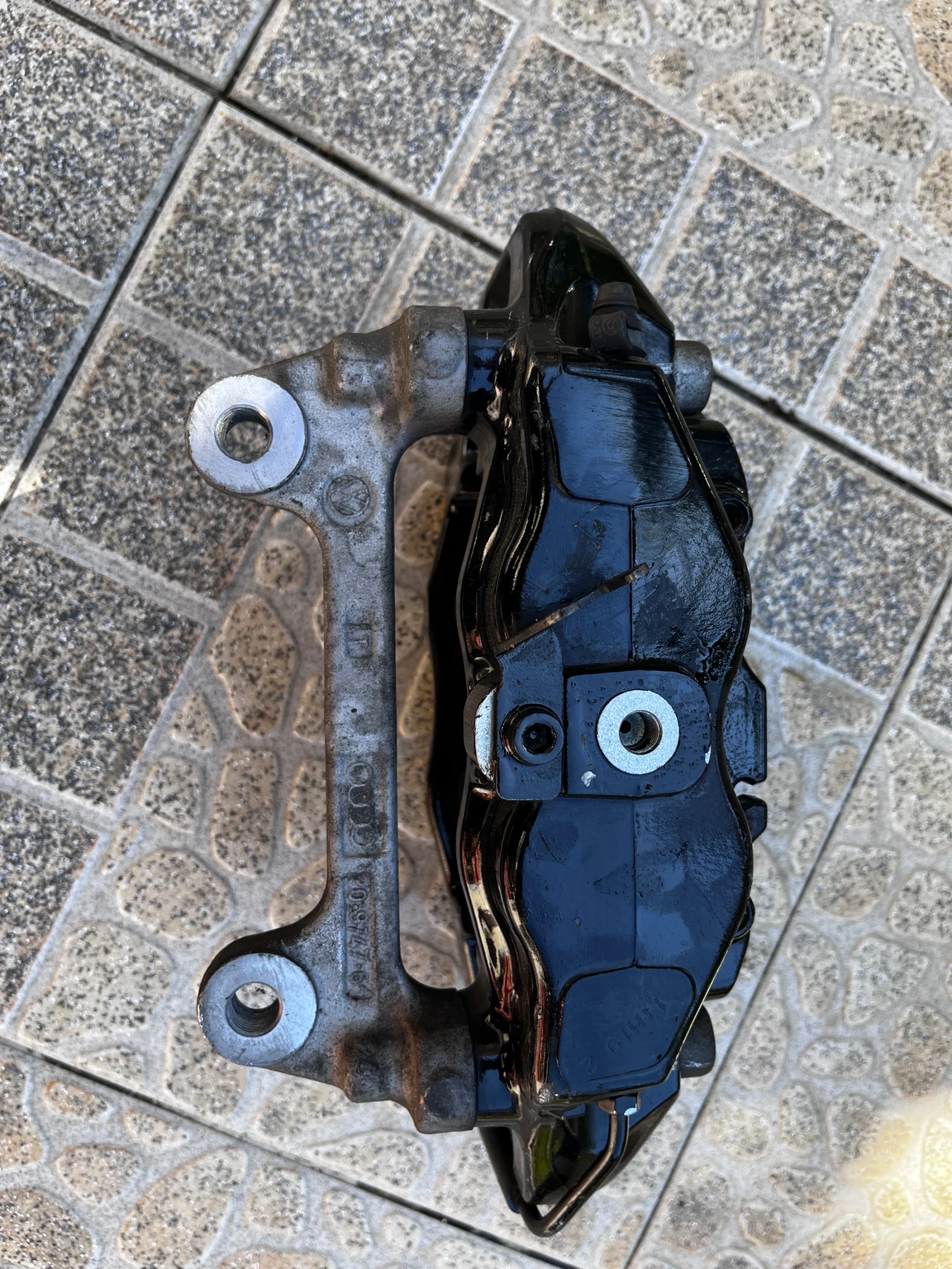 Десе спирачен апарат за Audi RS3 ,TTRS, снимка 4 - Части - 54848204
