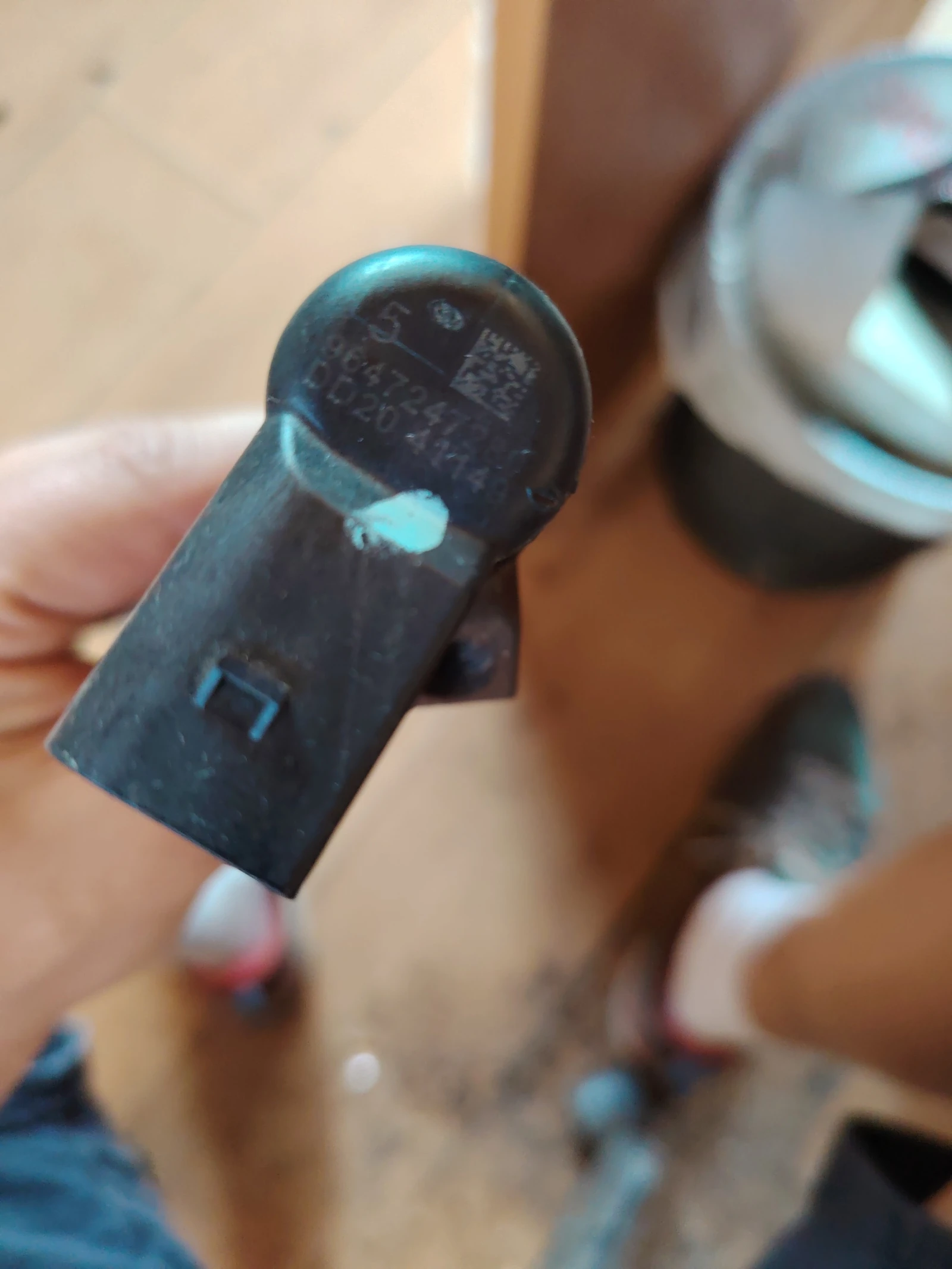 9647247280 дюза за Пежо и Ситроен 2.0хди, снимка 2 - Части - 55219949