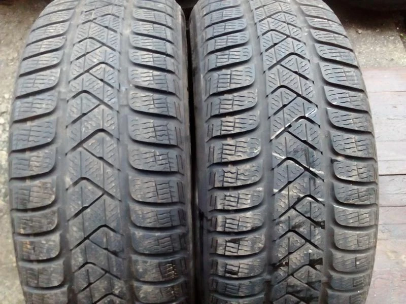 Гуми Зимни 215/55R17, снимка 9 - Гуми и джанти - 20465643