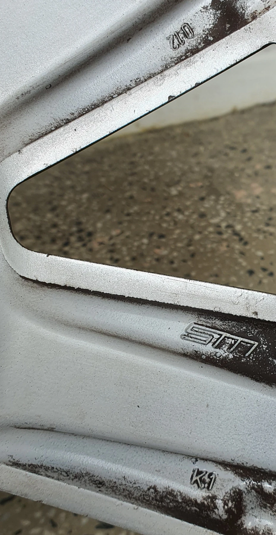 ���� � ������ 225/45R17 | Mobile.bg � ����������� 3