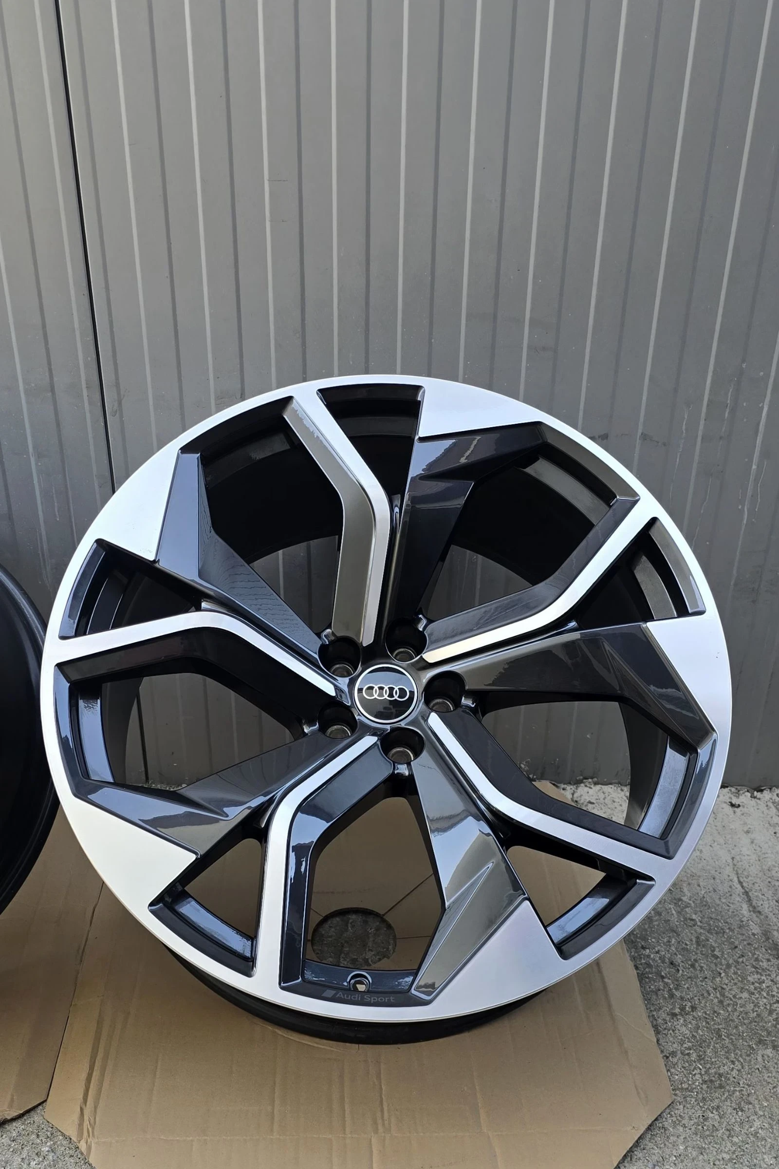   Audi RSQ8 | Mobile.bg   3