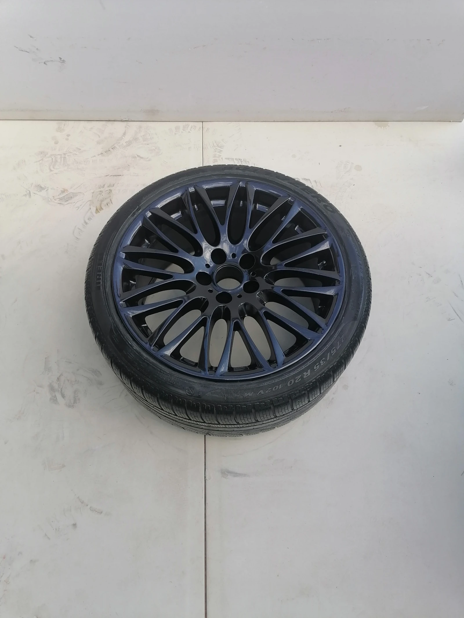 Гуми с джанти Hankook 245/40R20, снимка 2 - Гуми и джанти - 55792097