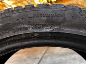 Гуми Зимни 225/45R18, снимка 4 - Гуми и джанти - 47930857