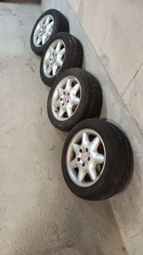 Джанти за Mercedes-Benz, снимка 2 - Гуми и джанти - 53291768
