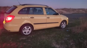 Skoda Fabia Комби, снимка 4