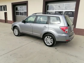 Subaru Forester 2.0I ГАЗ АВТОМАТИК, снимка 6