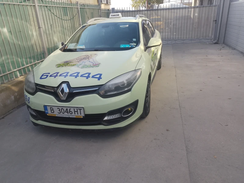 Renault Megane, снимка 1 - Автомобили и джипове - 48024455