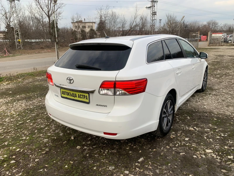 Toyota Avensis 2.0 I Швейцария, снимка 5 - Автомобили и джипове - 49447225