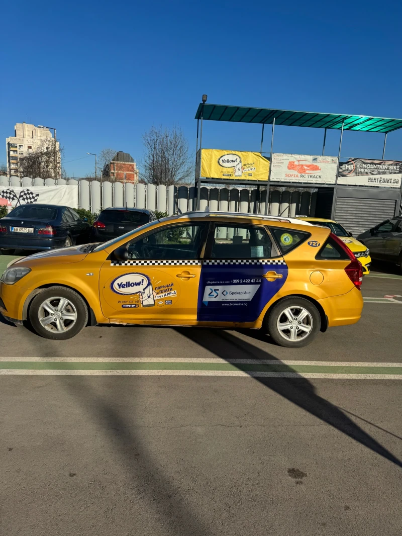 Kia Ceed TAXI , снимка 2 - Автомобили и джипове - 52960261
