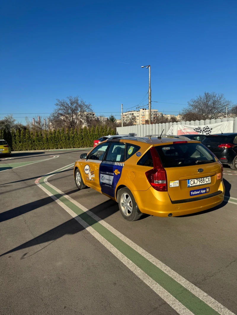 Kia Ceed TAXI , снимка 3 - Автомобили и джипове - 52960261