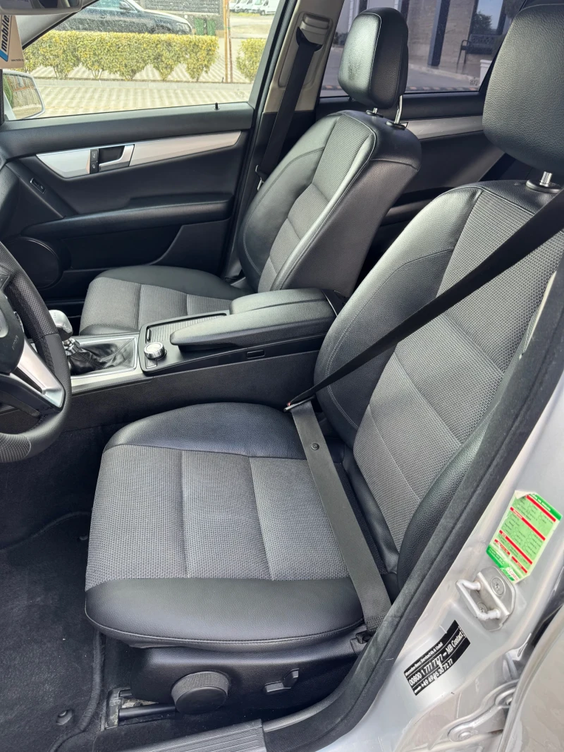 Mercedes-Benz C 220, снимка 9 - Автомобили и джипове - 50607002