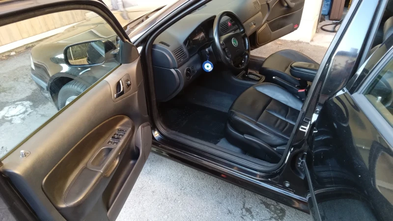 Skoda Octavia 1.8 TURBO / 20V / RS , снимка 3 - Автомобили и джипове - 51629818