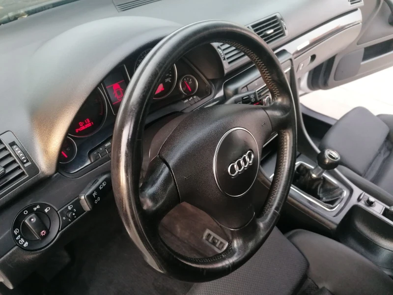 Audi A4 1.8T 150к.с. Quattro Швейцария, снимка 10 - Автомобили и джипове - 52640707