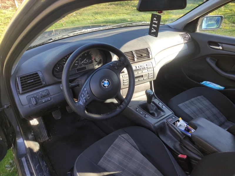 BMW 320 2.2, снимка 4 - Автомобили и джипове - 52774187