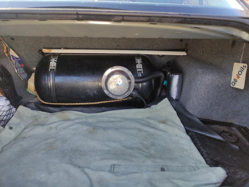 BMW 320 2.2, снимка 6 - Автомобили и джипове - 52774187