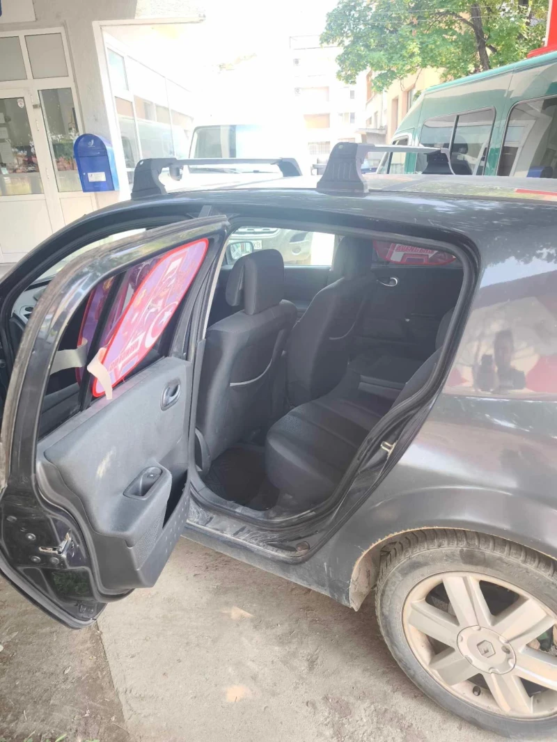 Renault Megane, снимка 4 - Автомобили и джипове - 52858302