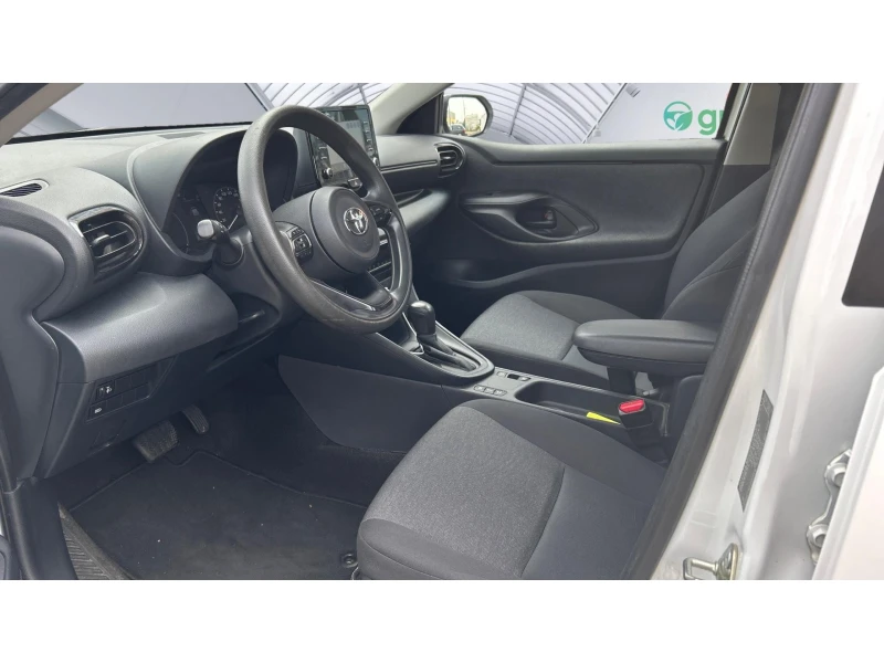 Toyota Yaris 1.5 HSD, Месечна вноска от 182  , снимка 11 - Автомобили и джипове - 53095242