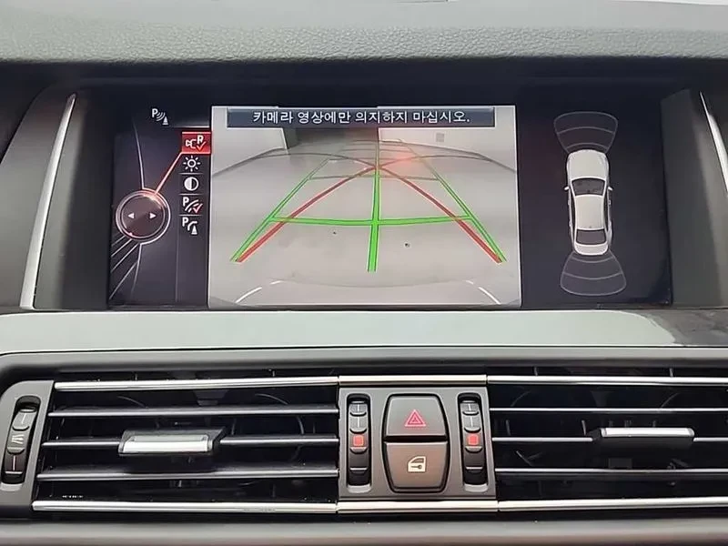 BMW 528 I xDrive, снимка 16 - Автомобили и джипове - 55146011