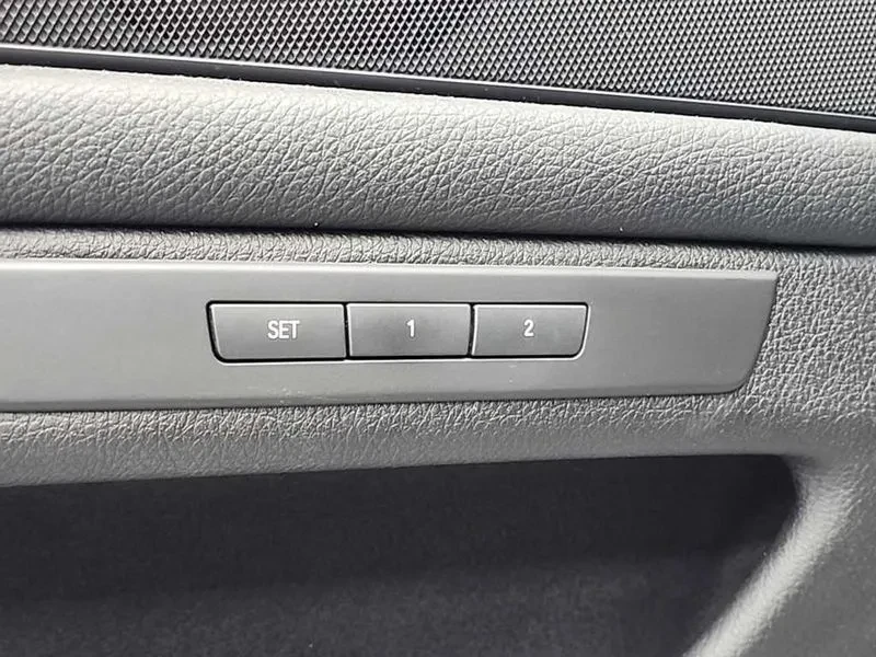 BMW 528 I xDrive, снимка 17 - Автомобили и джипове - 55146011