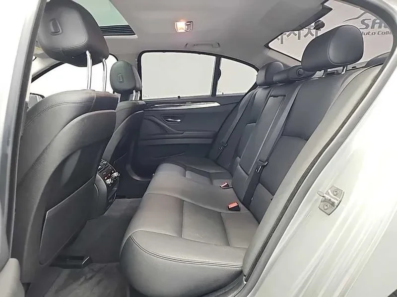 BMW 528 I xDrive, снимка 12 - Автомобили и джипове - 55146011