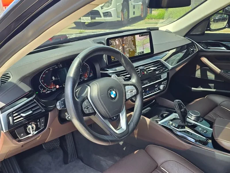 BMW 530 I Luxury, снимка 7 - Автомобили и джипове - 55748030