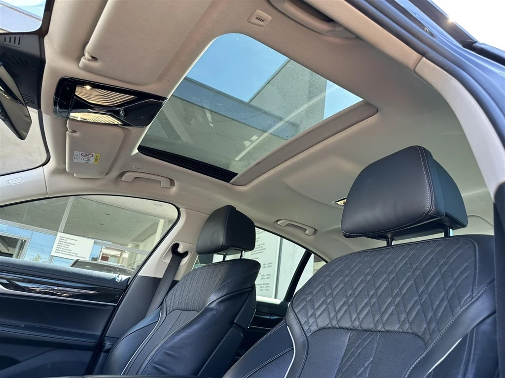 BMW 730 xDrive Sedan | Mobile.bg   11