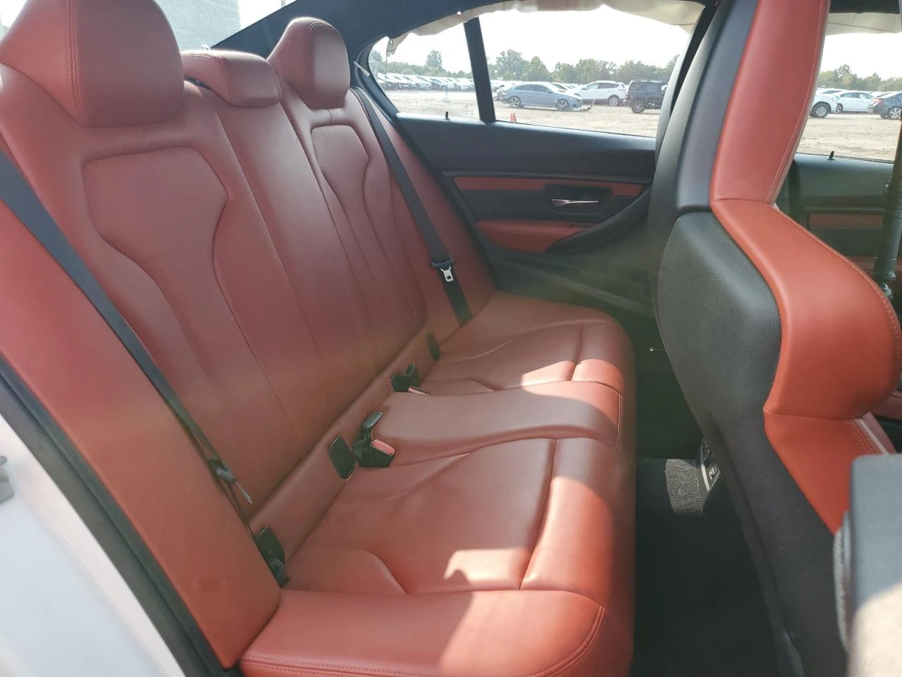 BMW M3 АВТОФИНАНСИРАНЕ - изображение 10