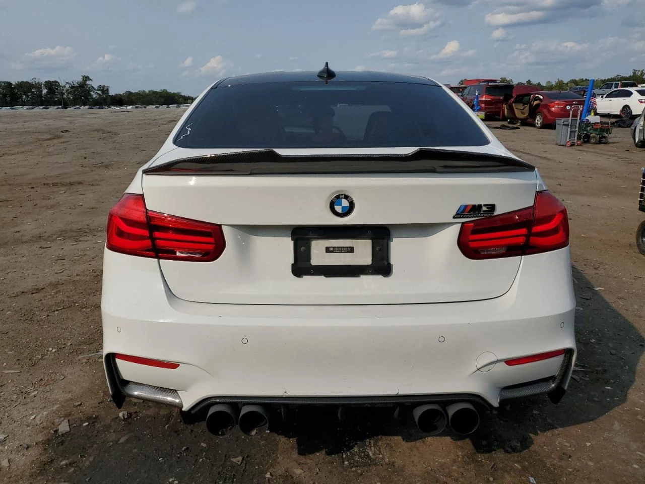 BMW M3 АВТОФИНАНСИРАНЕ - изображение 6