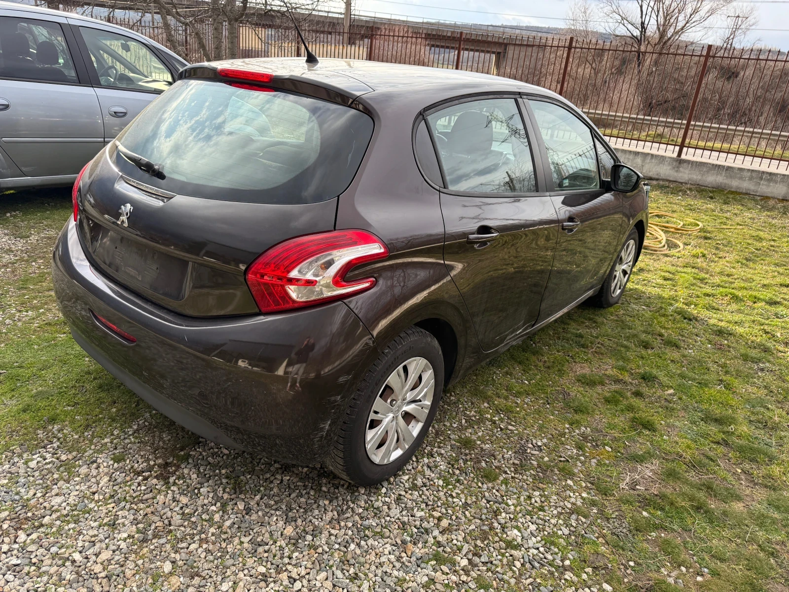 Peugeot 208 * 1.4HDI*  - изображение 3