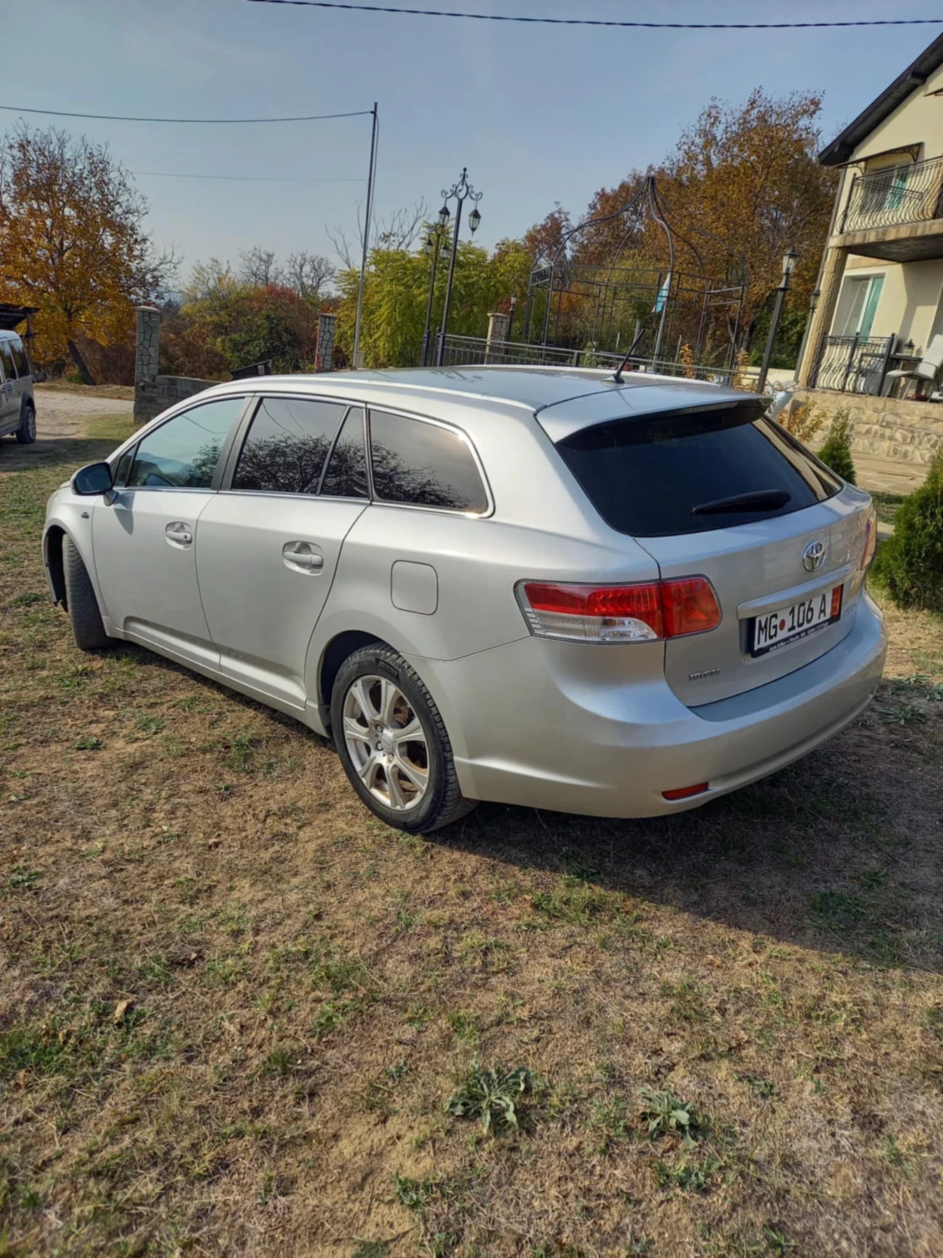 Toyota Avensis, снимка 2 - Автомобили и джипове - 53758305
