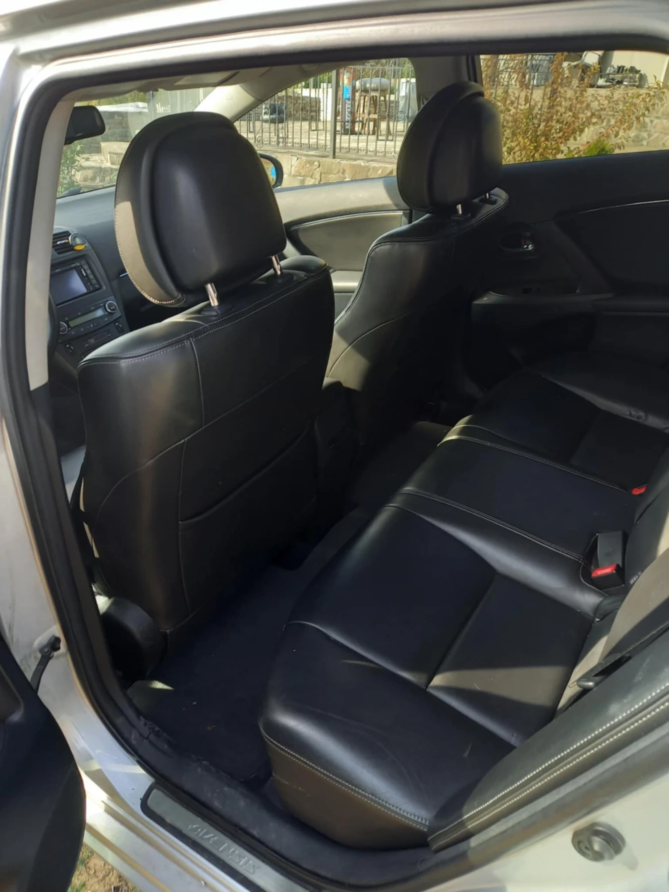 Toyota Avensis, снимка 7 - Автомобили и джипове - 53758305