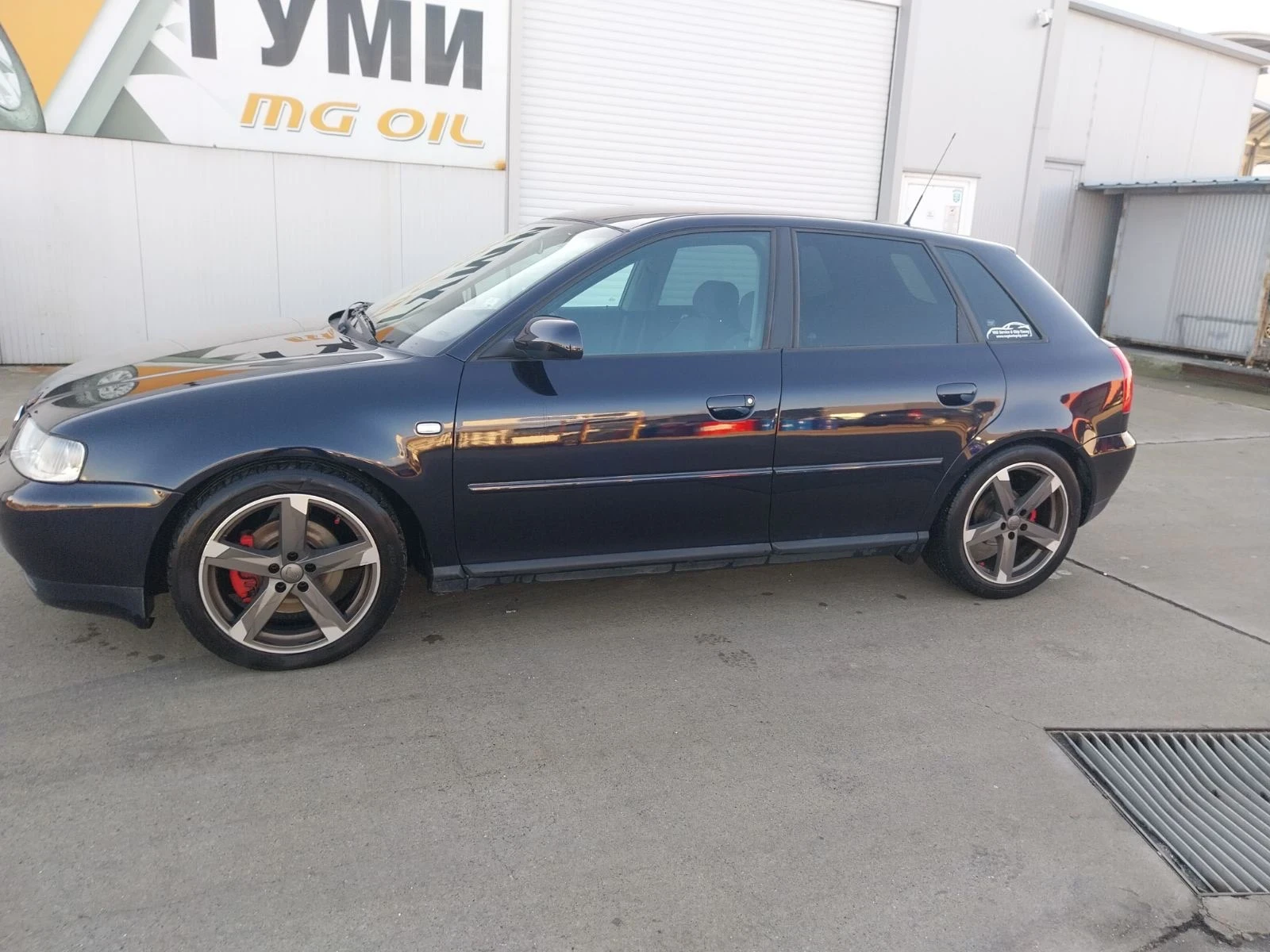 Audi A3 1.8T, снимка 13 - Автомобили и джипове - 54495311