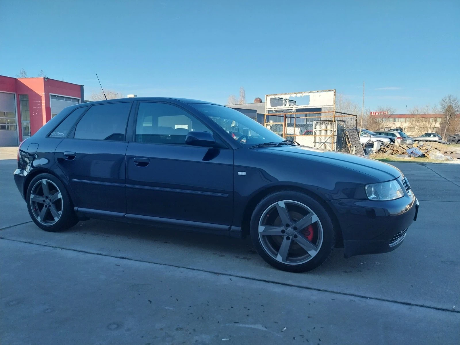 Audi A3 1.8T, снимка 11 - Автомобили и джипове - 54495311