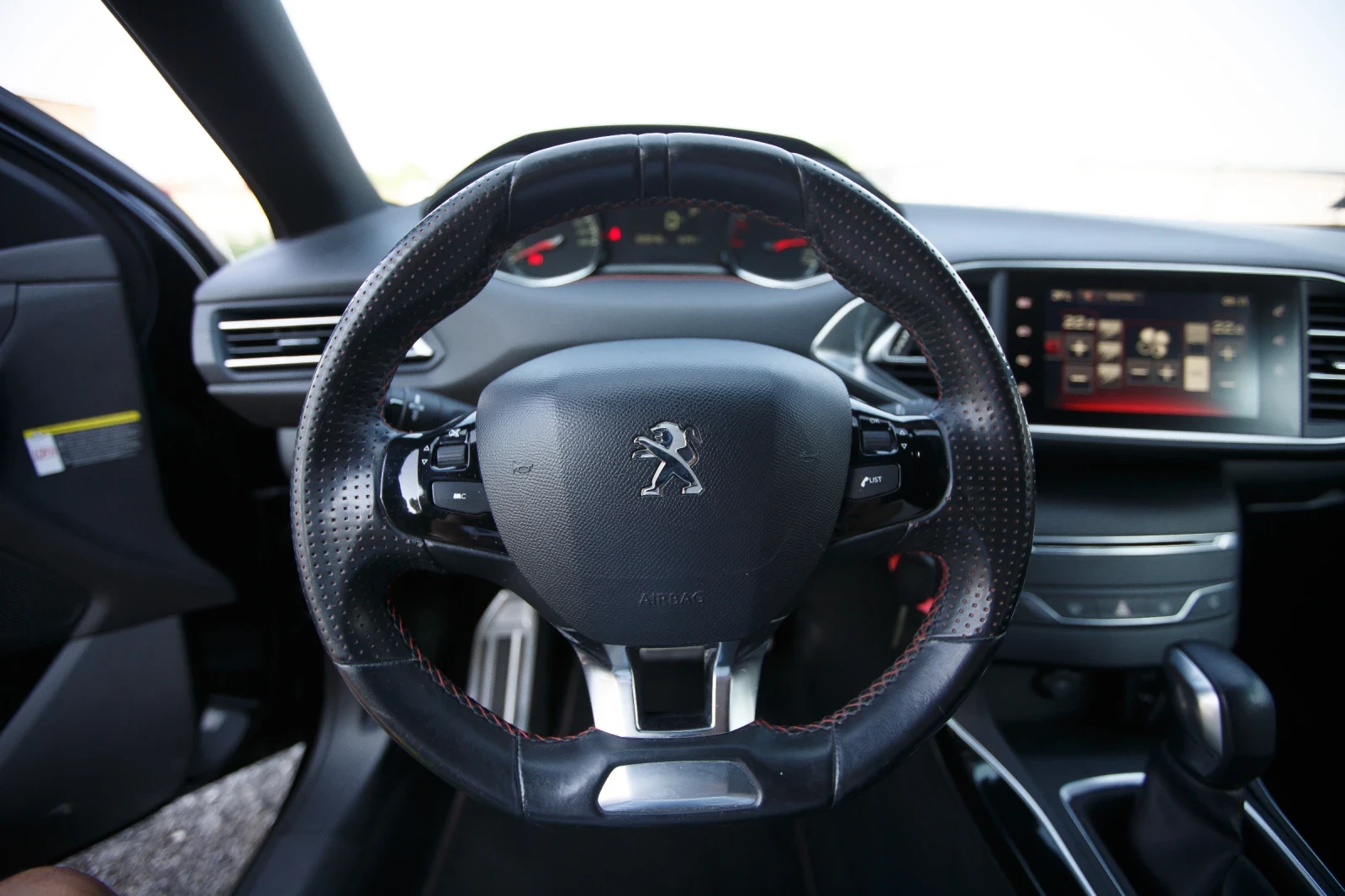 Peugeot 308 1.6 -HDI GT LINE, снимка 14 - Автомобили и джипове - 54995142