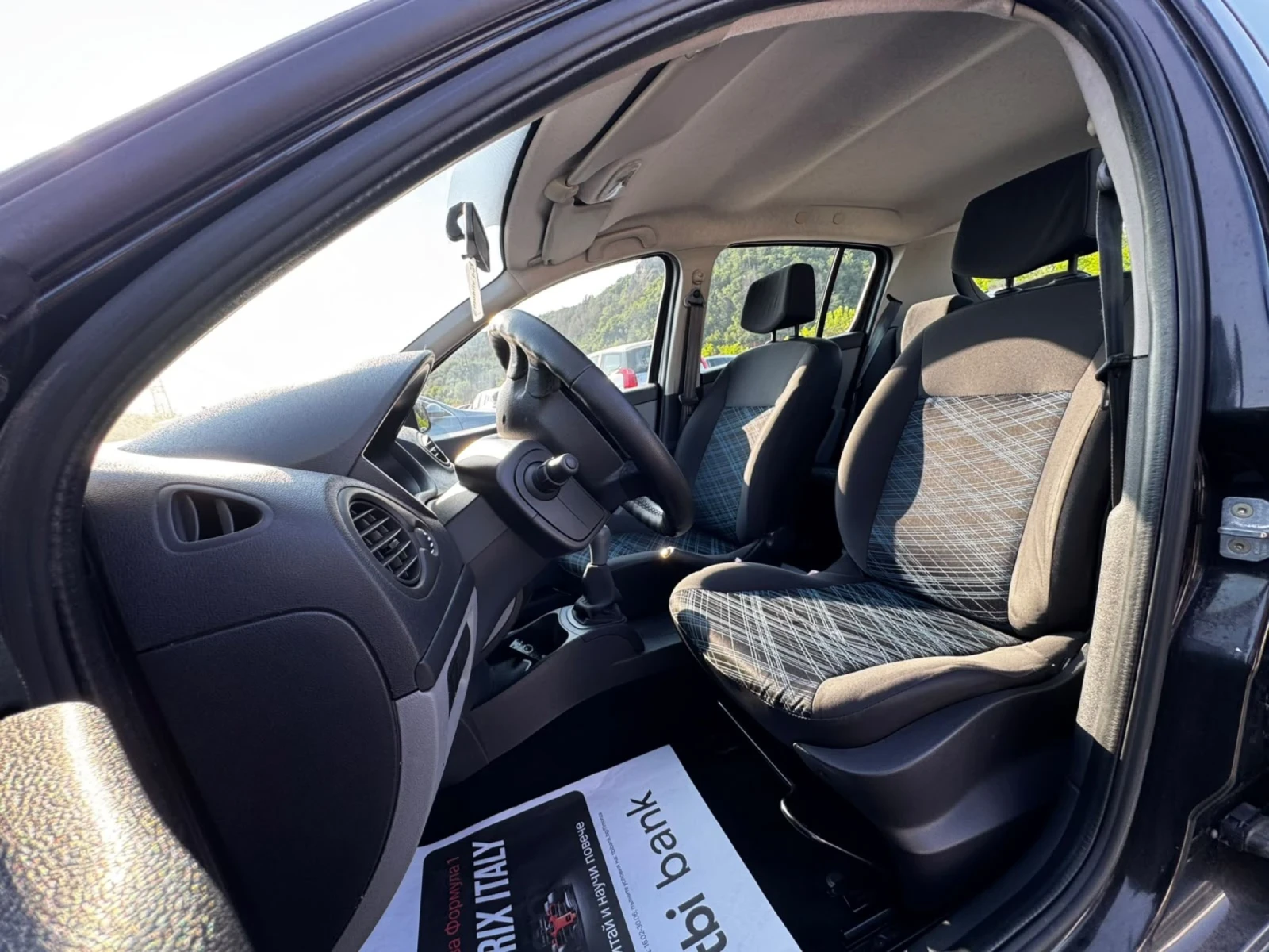 Renault Clio 1.2i, КЛИМАТИК, ПАРКТРОНИК , снимка 15 - Автомобили и джипове - 55227724