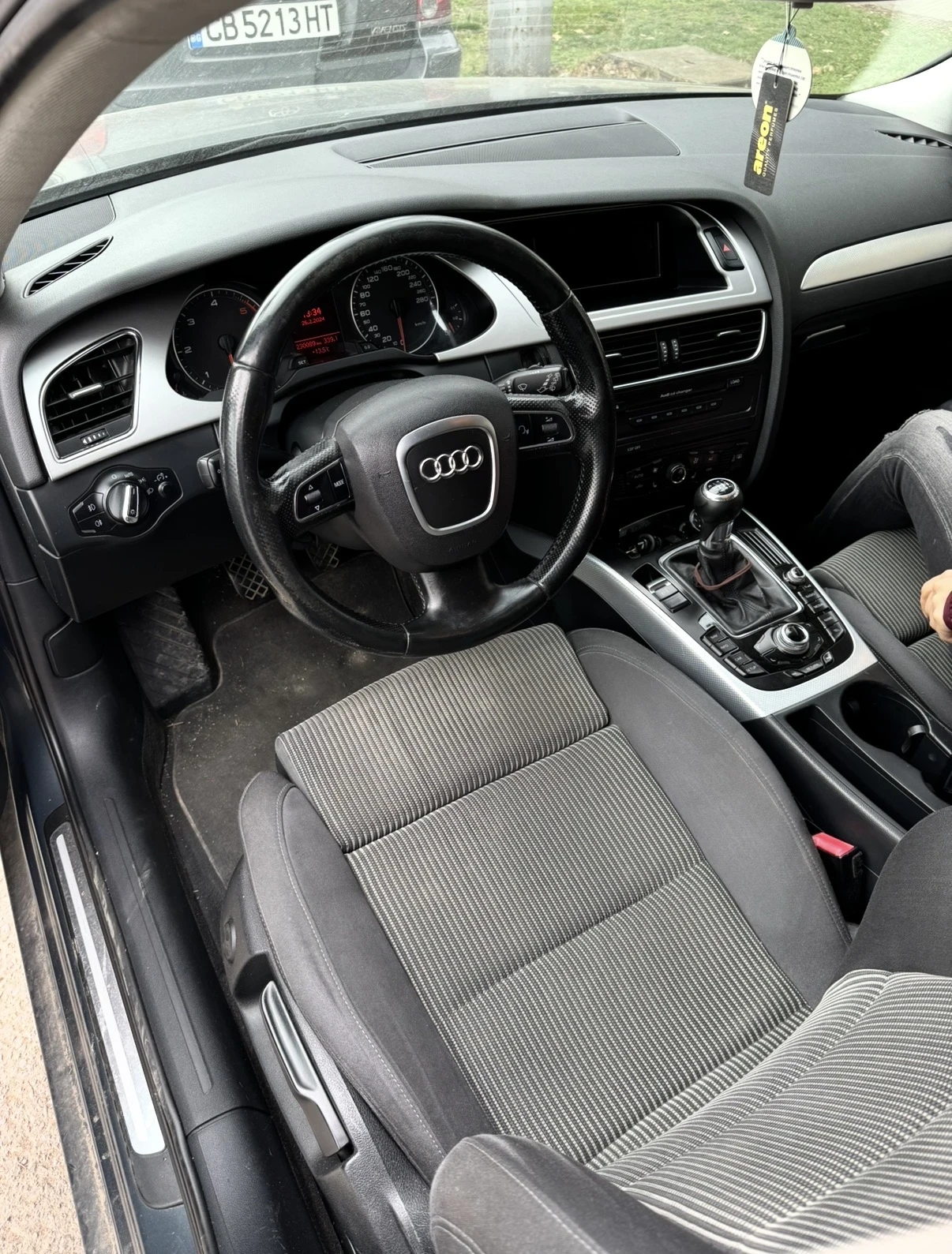 Audi A4, снимка 3 - Автомобили и джипове - 55236090