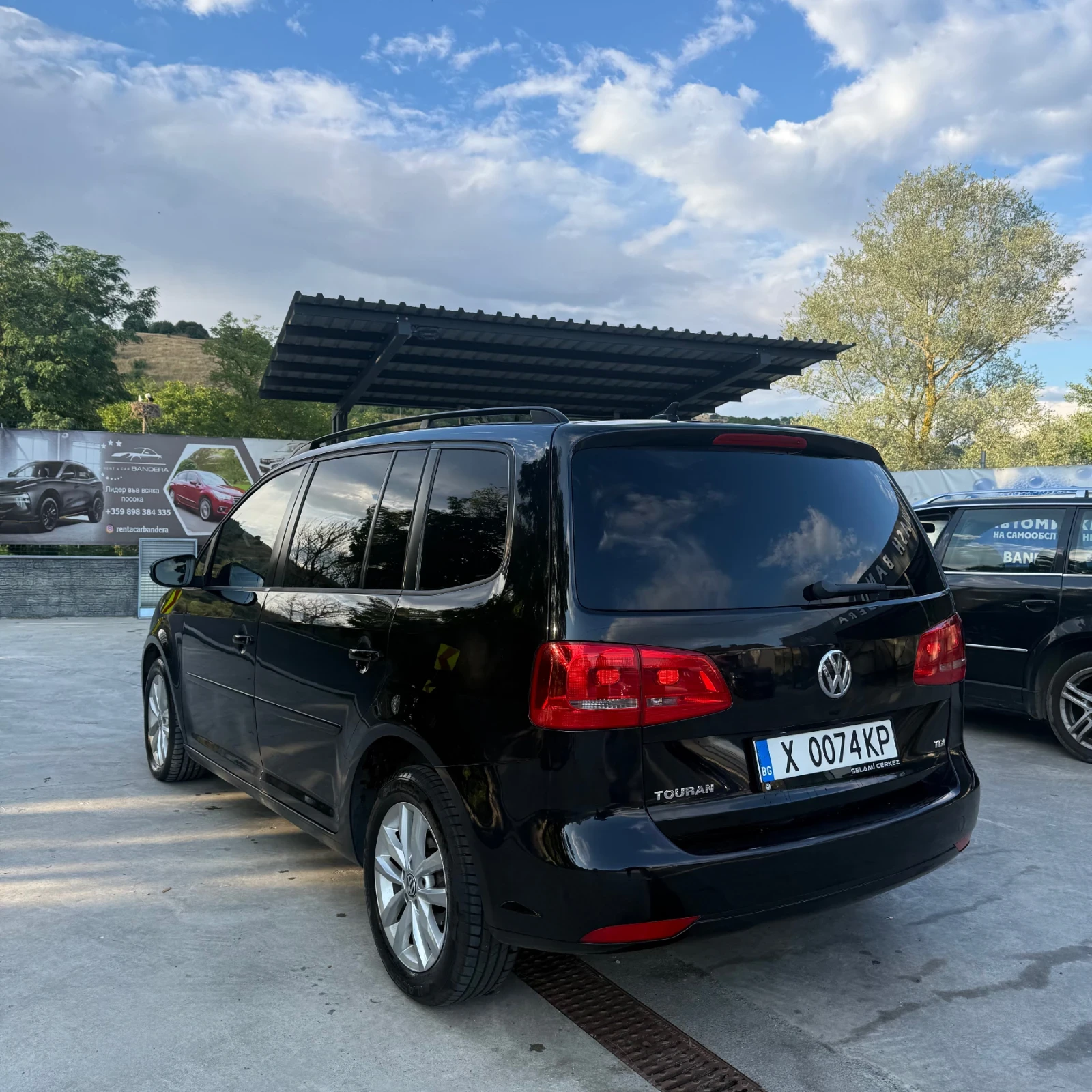VW Touran, снимка 3 - Автомобили и джипове - 55269977