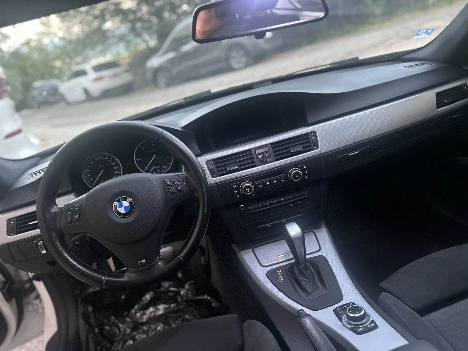 BMW 320 2.0D XDrive Mpack, снимка 6 - Автомобили и джипове - 55549642