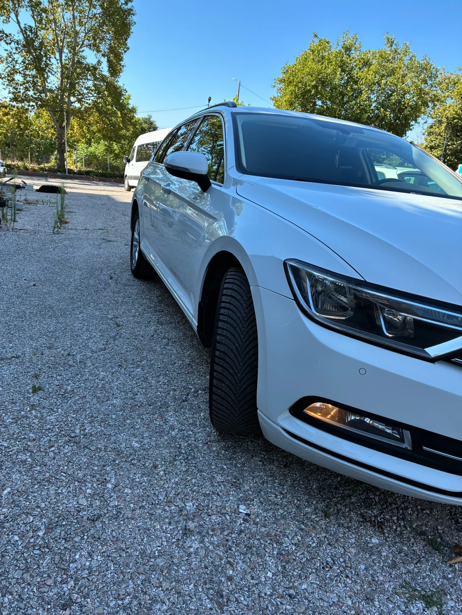 VW Passat, снимка 2 - Автомобили и джипове - 55681864
