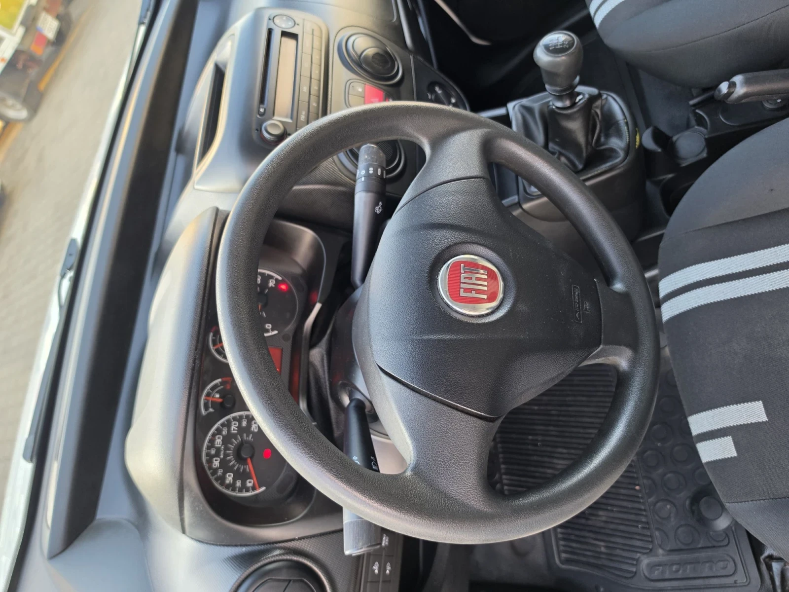 Fiat Fiorino 1.4 Метан   Клима   117 хил. км, снимка 12 - Автомобили и джипове - 56107554