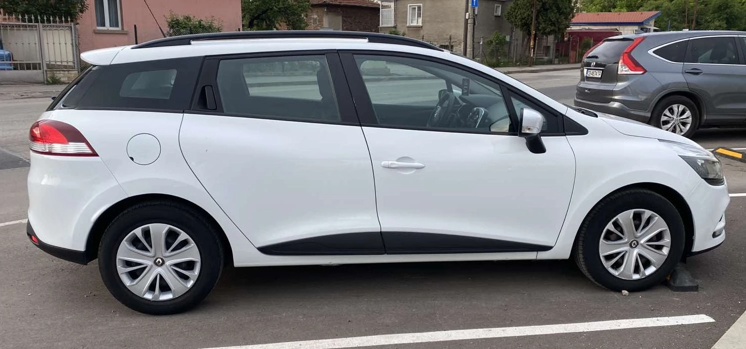 Renault Clio GrandTour 1.5 DCI, снимка 6 - Автомобили и джипове - 56234536