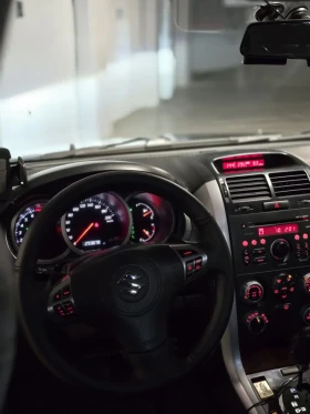 Suzuki Grand vitara 2.0i LPG Keyless  | Mobile.bg    11
