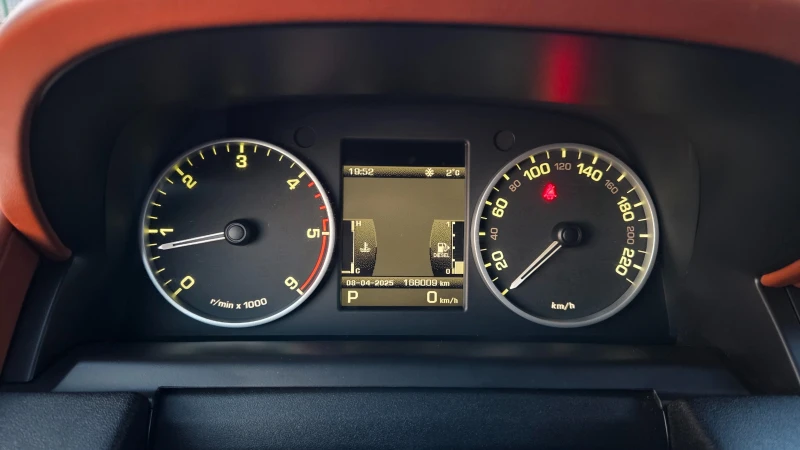 Land Rover Range Rover Sport 3.0d HSE, снимка 16 - Автомобили и джипове - 49829975