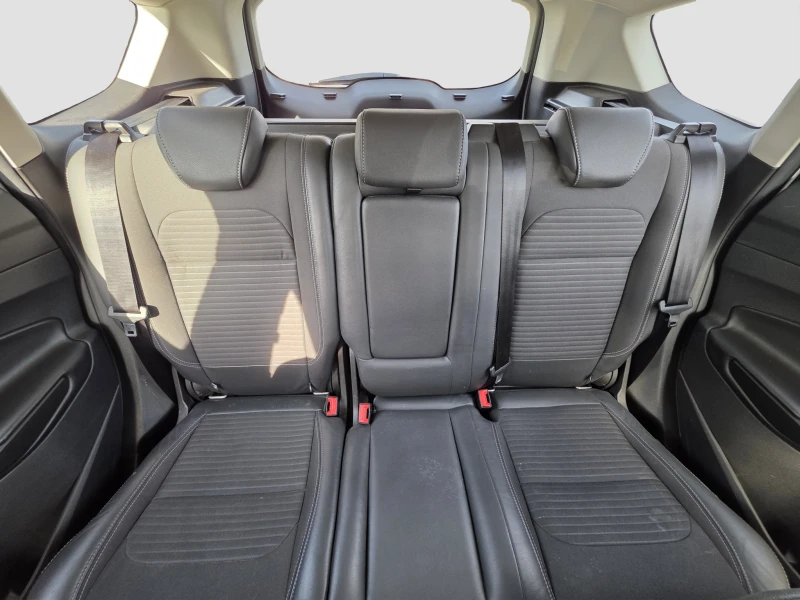 Ford Kuga 2.0 TDCI 4X4, снимка 13 - Автомобили и джипове - 52442072