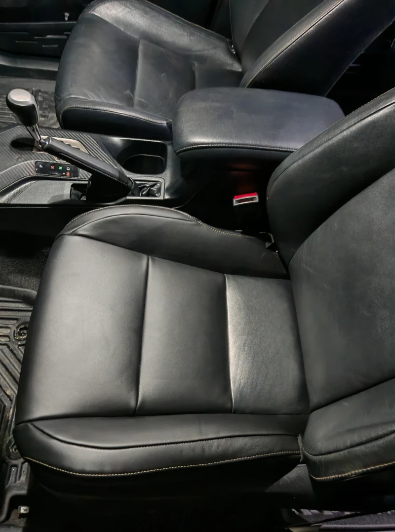 Toyota Rav4 Executive, снимка 12 - Автомобили и джипове - 53391674