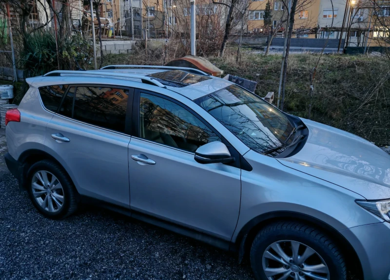 Toyota Rav4 Executive, снимка 9 - Автомобили и джипове - 53391674