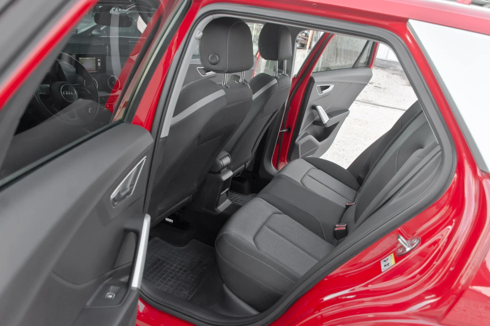 Audi Q2 Avtomat led  | Mobile.bg   11