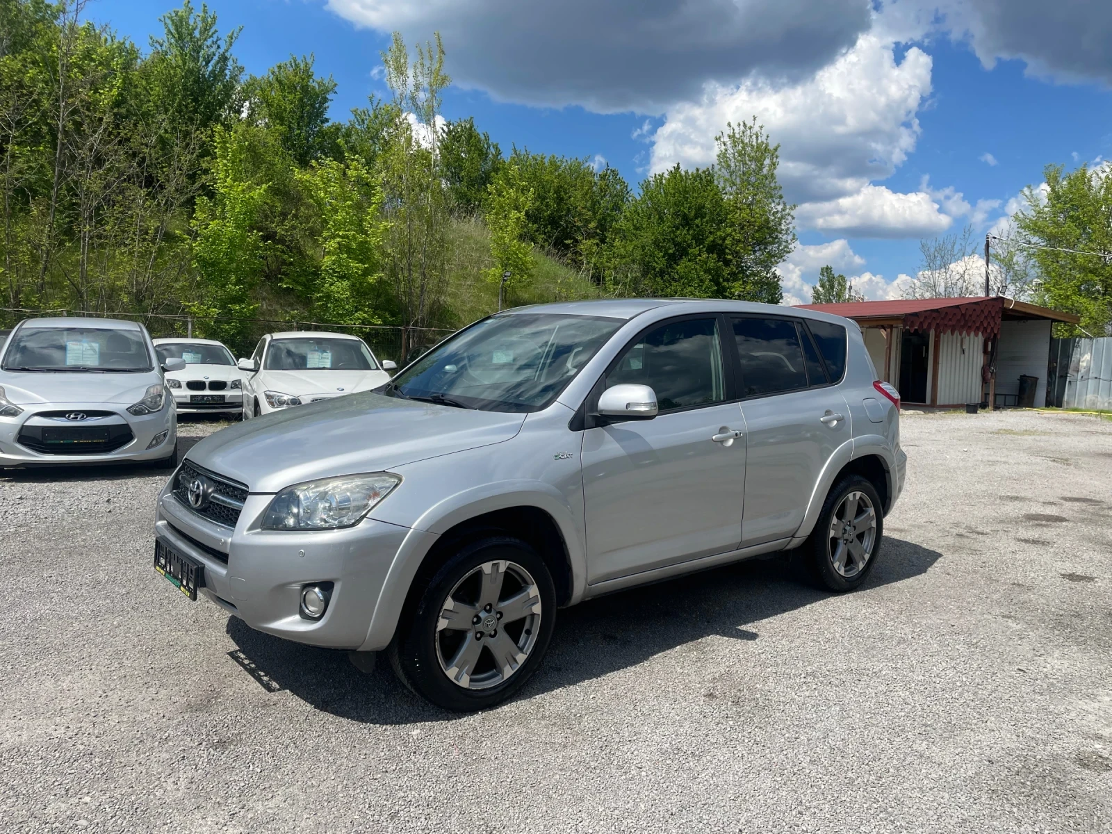Toyota Rav4 2.2 DIZEL , АВТОМАТ, 4x4, НАВИГАЦИЯ, КОЖА, ПОДГРЕВ - изображение 2