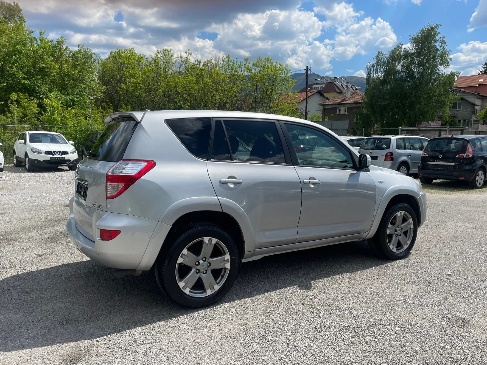 Toyota Rav4 2.2 DIZEL , АВТОМАТ, 4x4, НАВИГАЦИЯ, КОЖА, ПОДГРЕВ - изображение 6